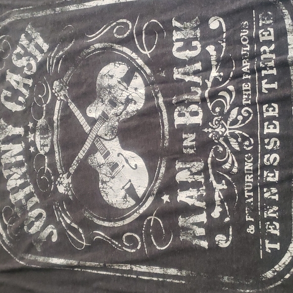 Johnny cash tee - Picture 2 of 3